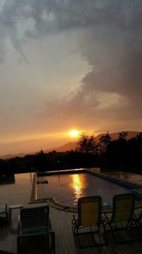 Hostal Vila Nikolina Guesthouse