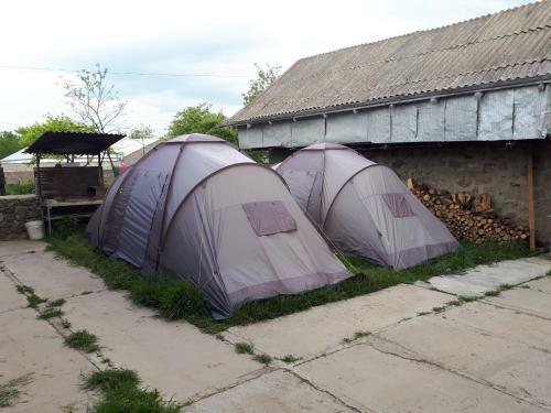 Hostal Tatev Emma B&B