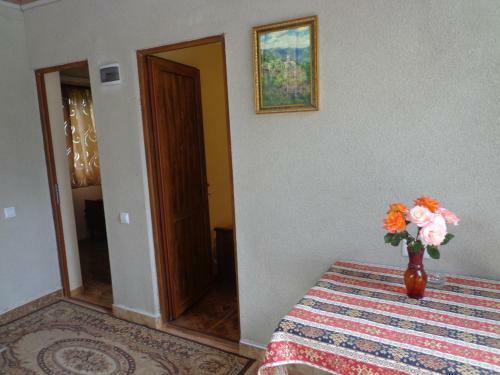 Anush`s B&B