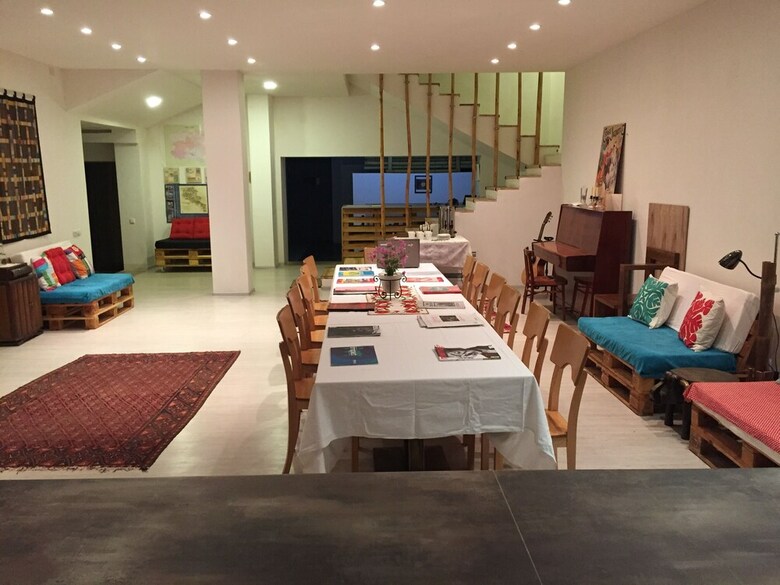 Hostal Lermont Guest House