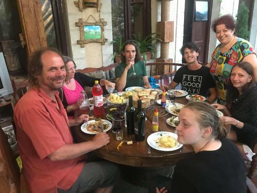 Hostal Guest House Anahit