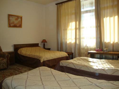 Hotel Mira