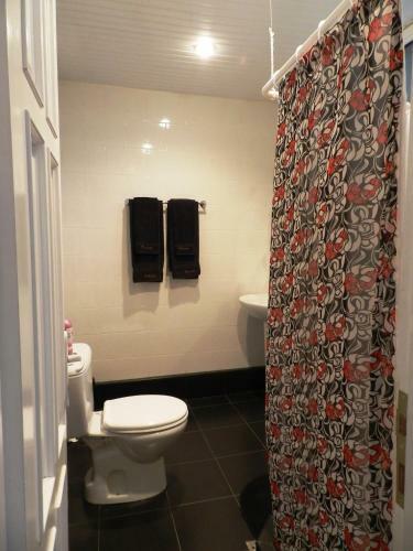 Hostal Hyelandz Eco Village Resort
