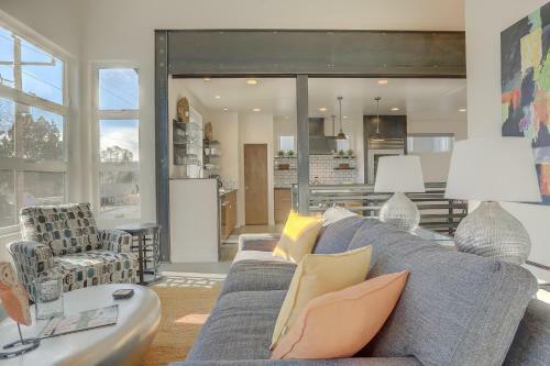 Portland Pearl-ac-by Dt-3br/2.5b