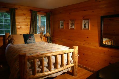 Hotel Copper Creek Inn