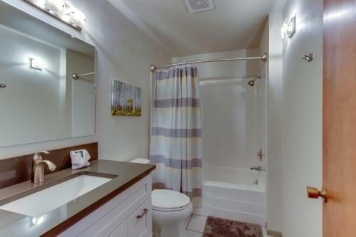 Black Butte Ranch: Grey Owl Getaway On The Greens