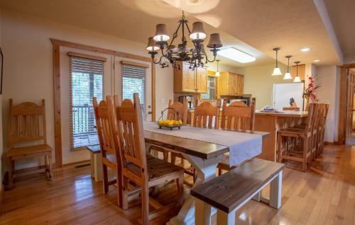 Serenity Lodge Home