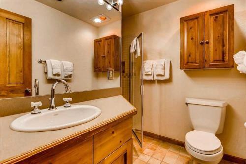 One Breckenridge Place #6 Townhouse