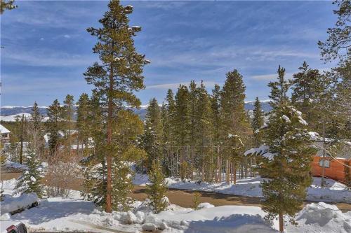 Black Bear Lodge (private Home)