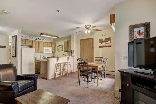 Apartamento River Mtn Lodge W103