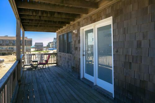 Outer Banks Motel-cape And Tower Cottages