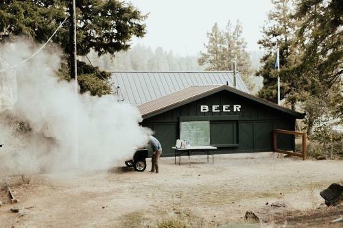 Hotel Suttle Lake & Boathouse
