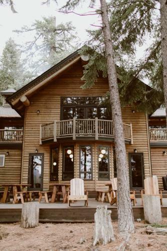 Hotel Suttle Lake & Boathouse