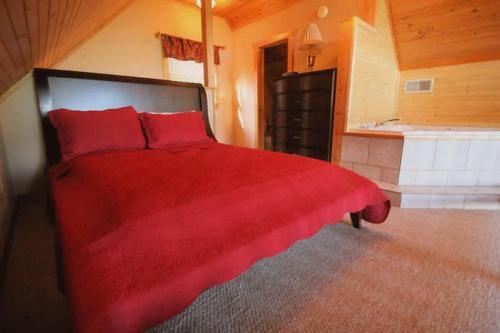 A Tree House For 2