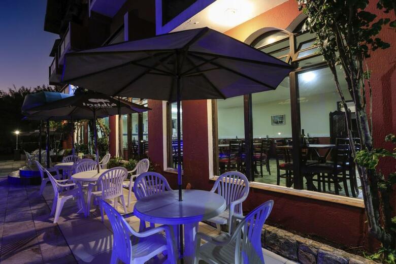 Indai� Praia Hotel