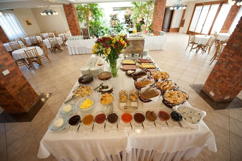 Farina Park Hotel