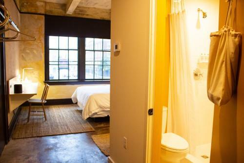 Travelers Hotel