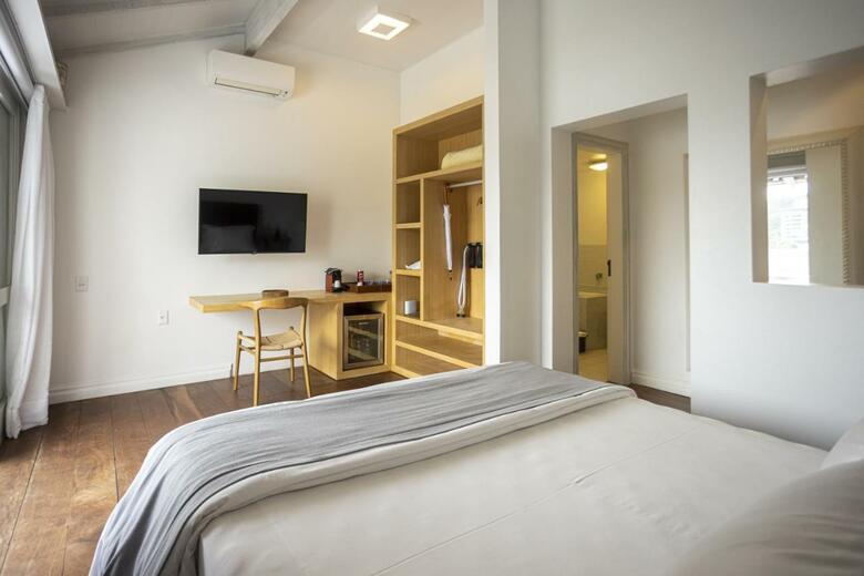 Hostal Felissimo Exclusive Hotel