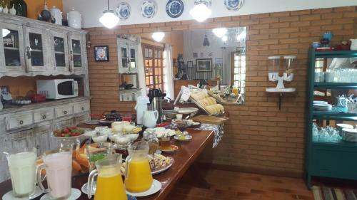 Hostal Pousada Vale Monte Azul