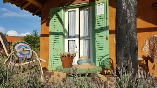 Hostal Pousada Vale Monte Azul
