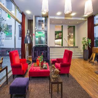 The New Yorker Hotel