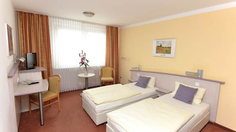 Top Cityline Hotel Panorama Inn