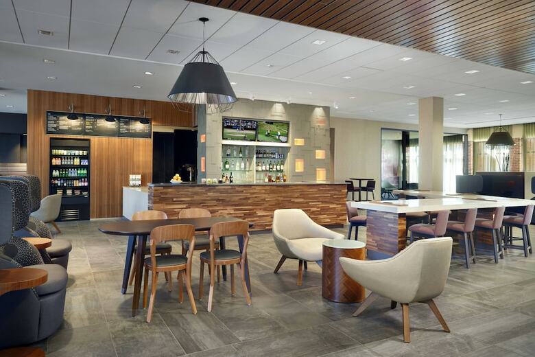 Hotel Courtyard By Marriott Lagrange