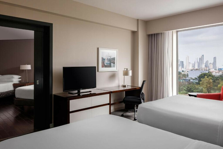 Hotel Wyndham Panama Albrook Mall
