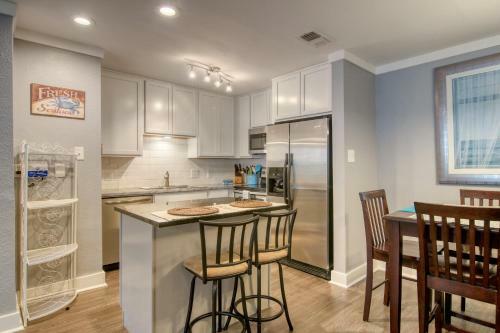 Apartamento Breezy Bungalow Condo