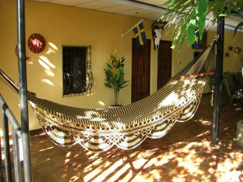 Hostal Charly�s Guest House