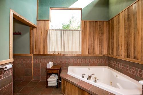 Stillwater Mountain Lodge Home