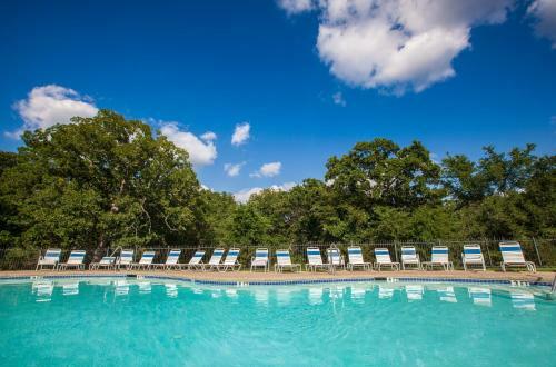 Lake Texoma Camping Resort Cabin 12