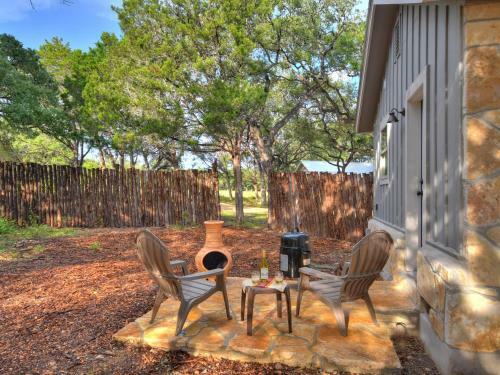 Cabins At Flite Acres- Morning Dove