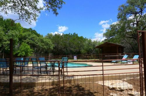 Wimberley Log Cabins Resort And Suites - Unit 1