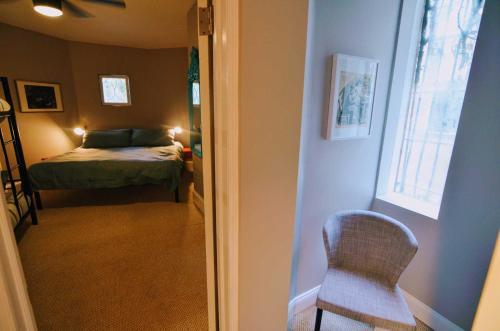 1331 Northwest Apartment #1066 Apts