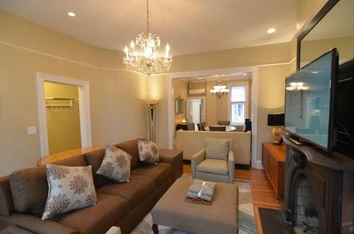 1424 Northwest Townhome #1042 Townhouse