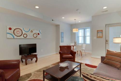Apartamento Central Townhouse Flat Near Metro + Parking Pass
