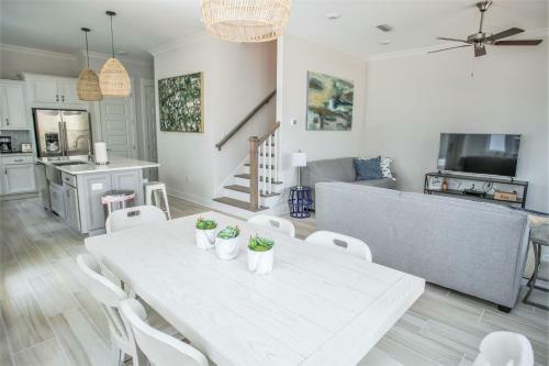 Prominence On 30a Pet Friendly Beach Homes