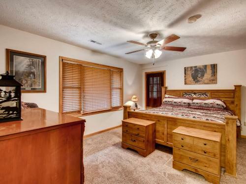 Misty Cove - Sevierville Cabin