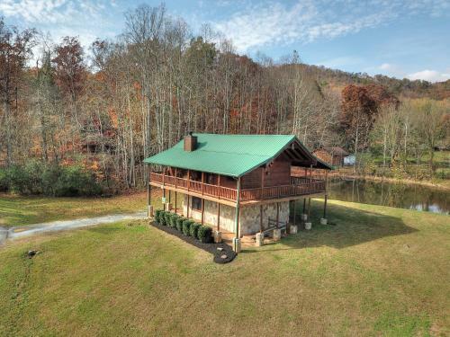 A Fishing Hole #156 - One Bedroom Cabin