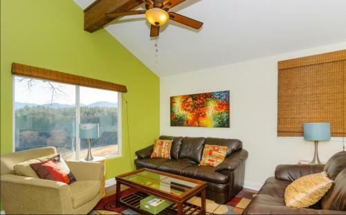 Roxy Cottage