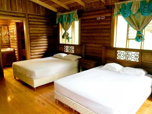 Hotel Rio Perlas