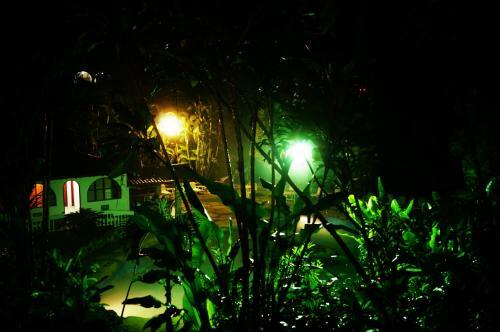 Hotel Rio Perlas