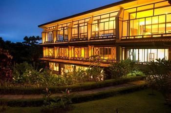 Hotel Arenal Kioro Suites & Spa