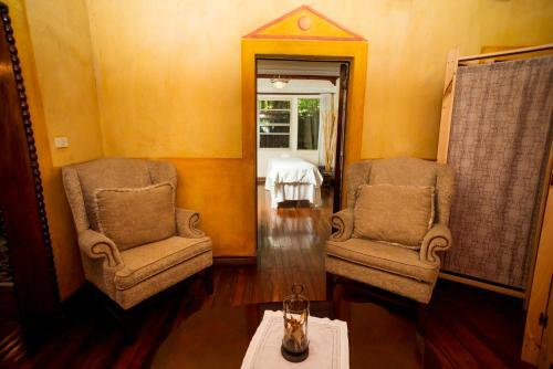 Hostal Casa De Piedra Escaz�