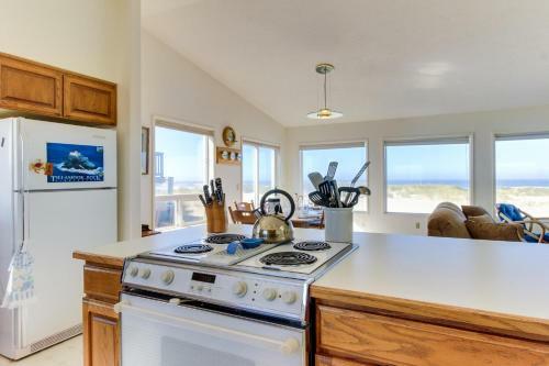 Oleg Potts Beach House