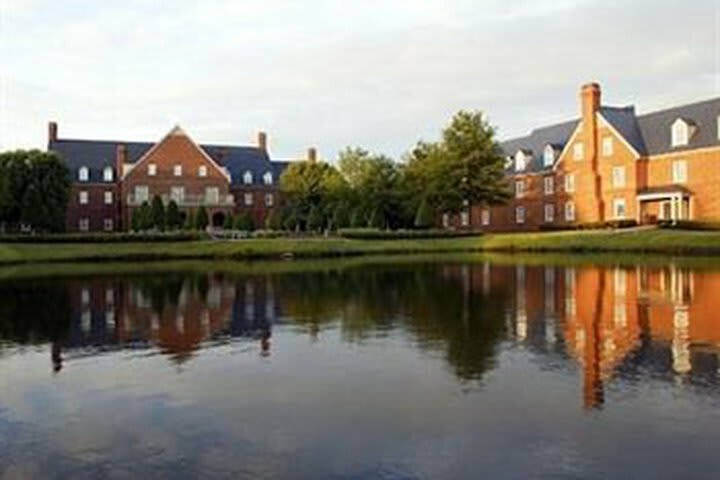 Hotel Founders Inn And Spa