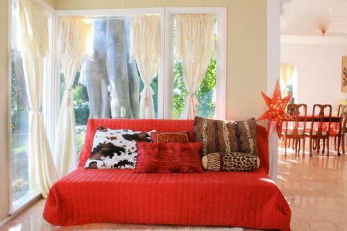 Three Bedroom Villa In Bel Air