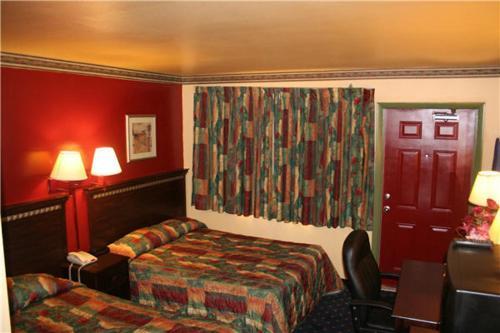 Motel Plaza Travel Inn
