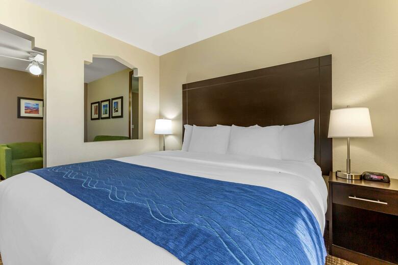Hotel Quality Inn And Suites Surprise